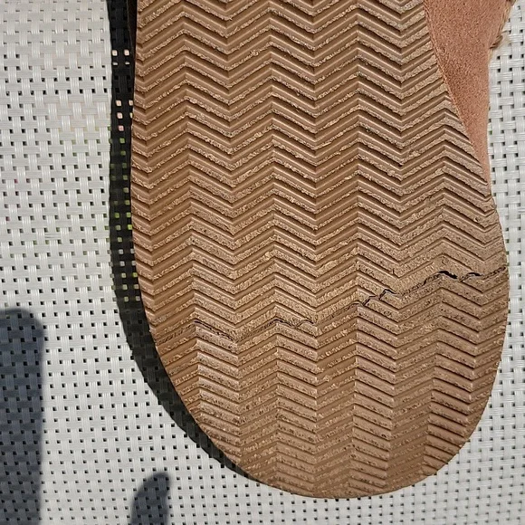 JUICY COUTURE SUEDE BOOTS - Picture 10 of 10